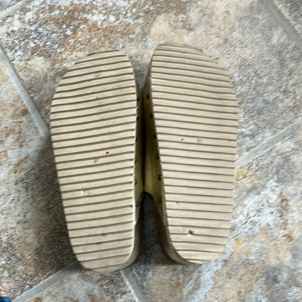 Anthropologie x Intentionally Blank Flatform Sandals Size 7